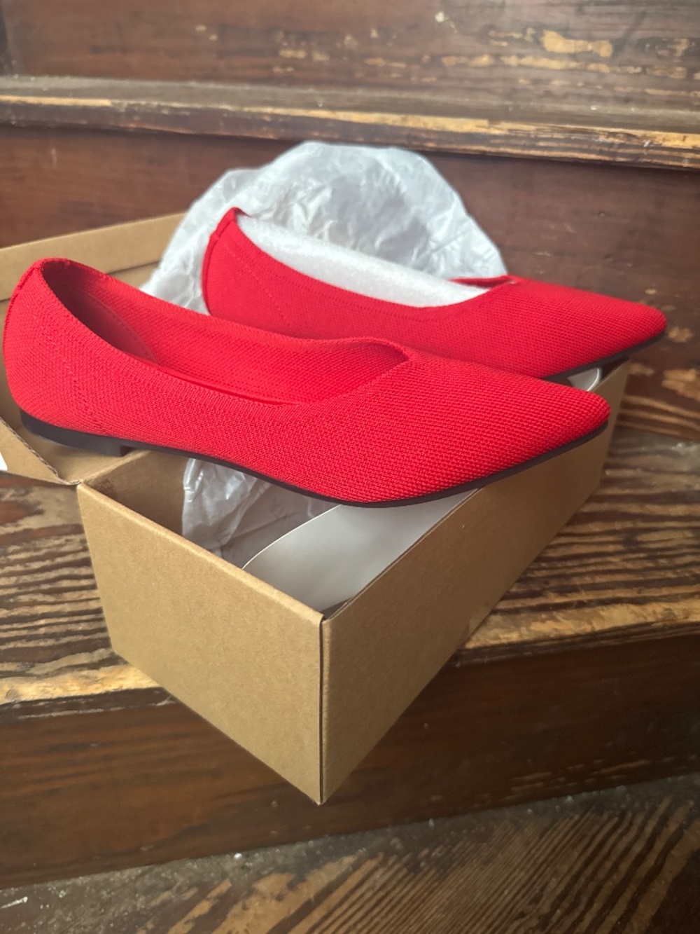 Red shoes - Picture 2 of 3